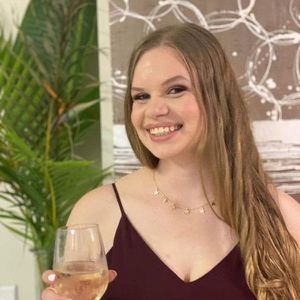 Meet your Posher, Georgia